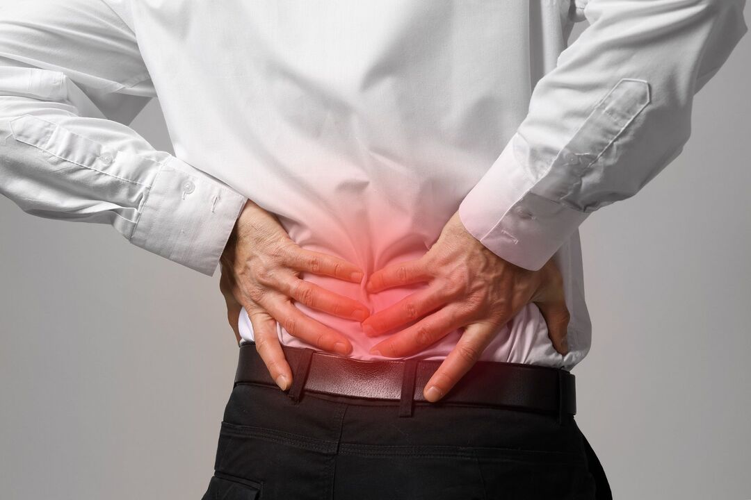 bệnh về cột sống lưng dẫn đến liệt dương
